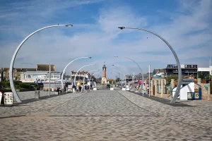 Skegness: A Neon-Lit Shithole Where Net Zero Mocks the Tax-Dodging King